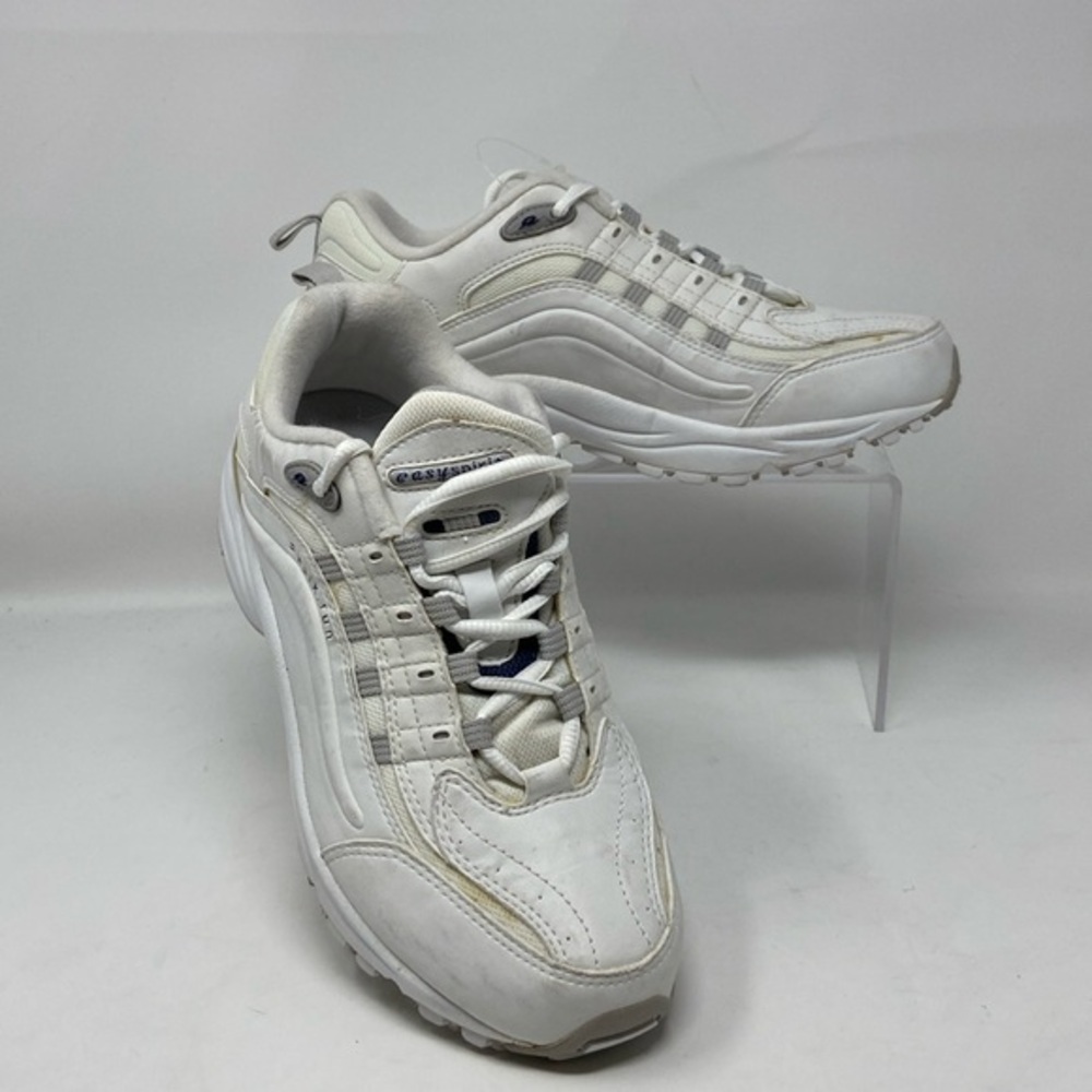 NWT Easy Spirit Walk/Run White Fashion Sneakers SIZE 7 1/2 Wide